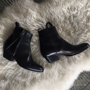 Grandinetti Black Ankle Boots. Sz 36.